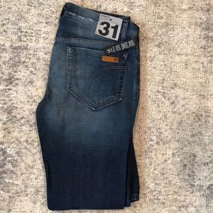 Joe’s Jeans Classic Fit Avery wash